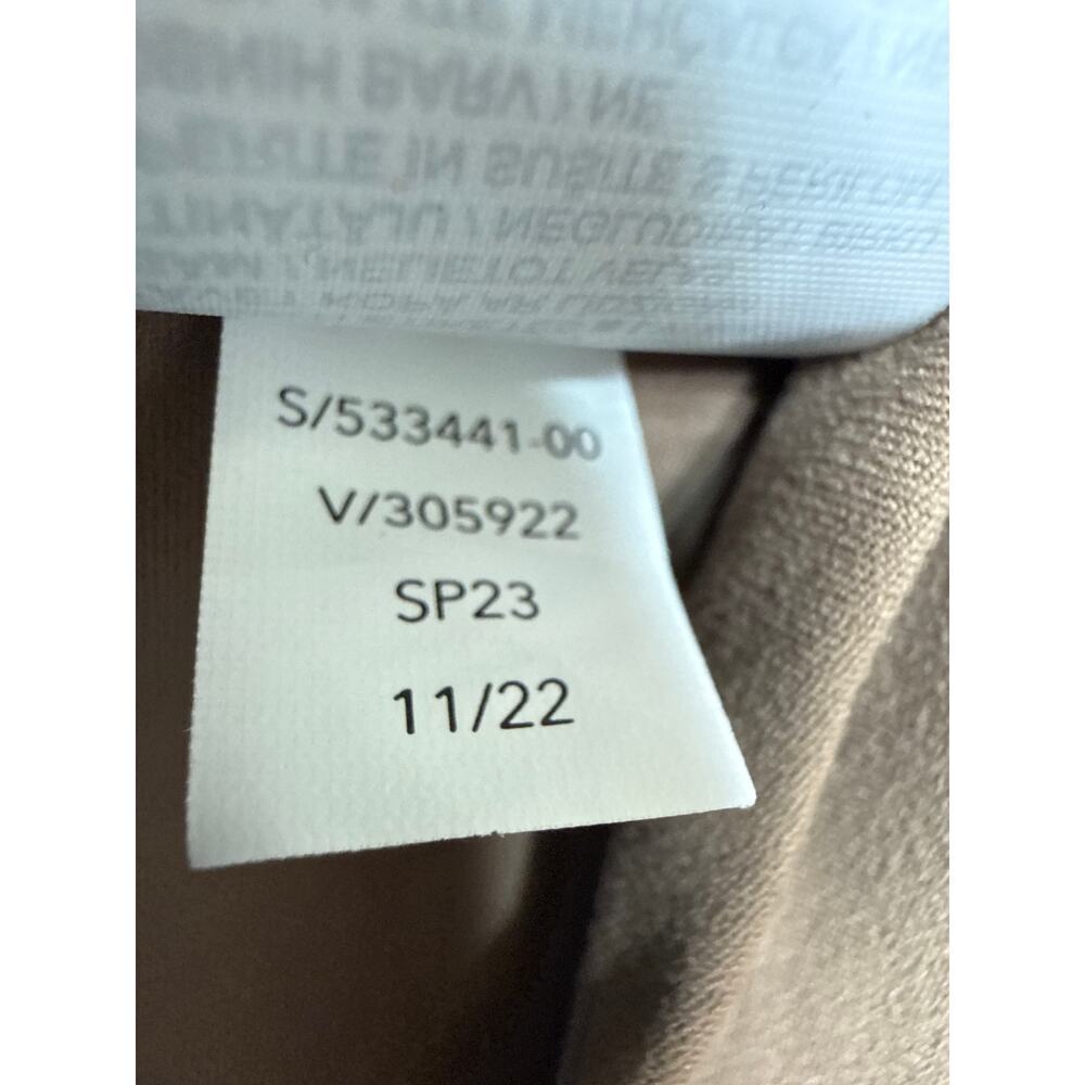 Athleta Transcend Stash Crop Straight Leg Pant Sz M Rustic Beige #533441 *EUC - Picture 12 of 12